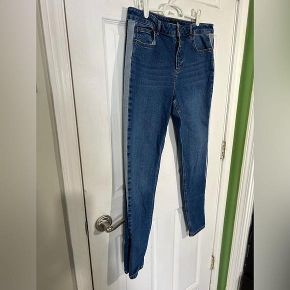 Boden. The Cavendish Girlfriend Striped Jeans. Women’s size 8. - Picture 4 of 13